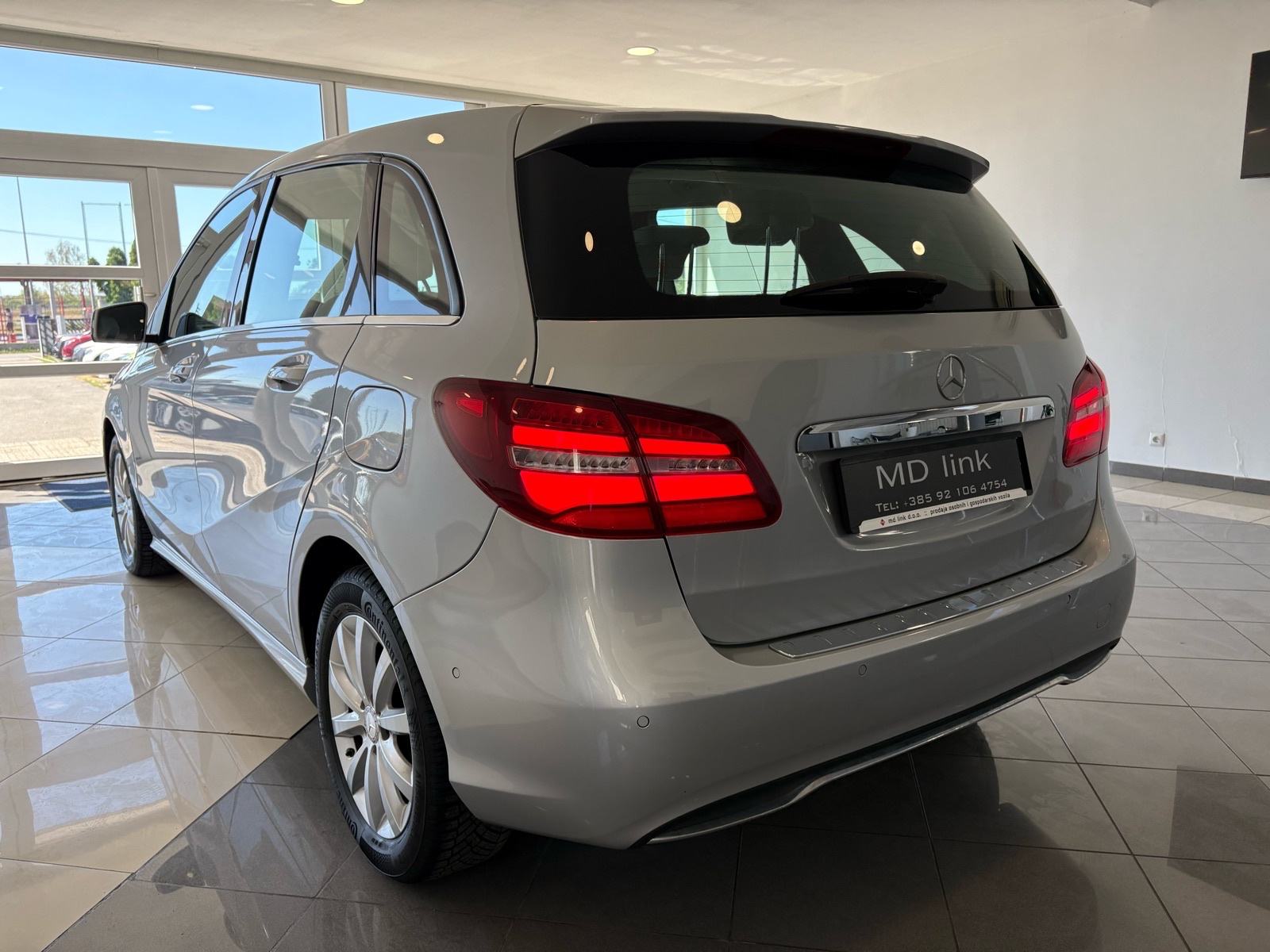 Mercedes-Benz B-klasa 180 CDI Executive, fotografija 4