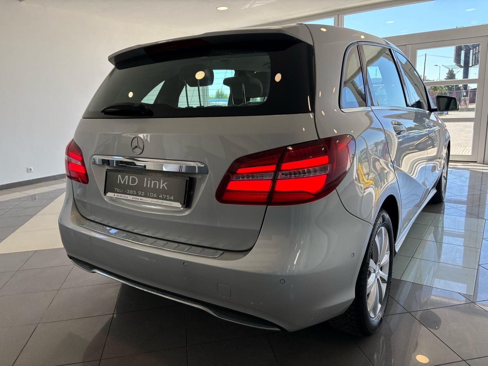 Mercedes-Benz B-klasa 180 CDI Executive, fotografija 19