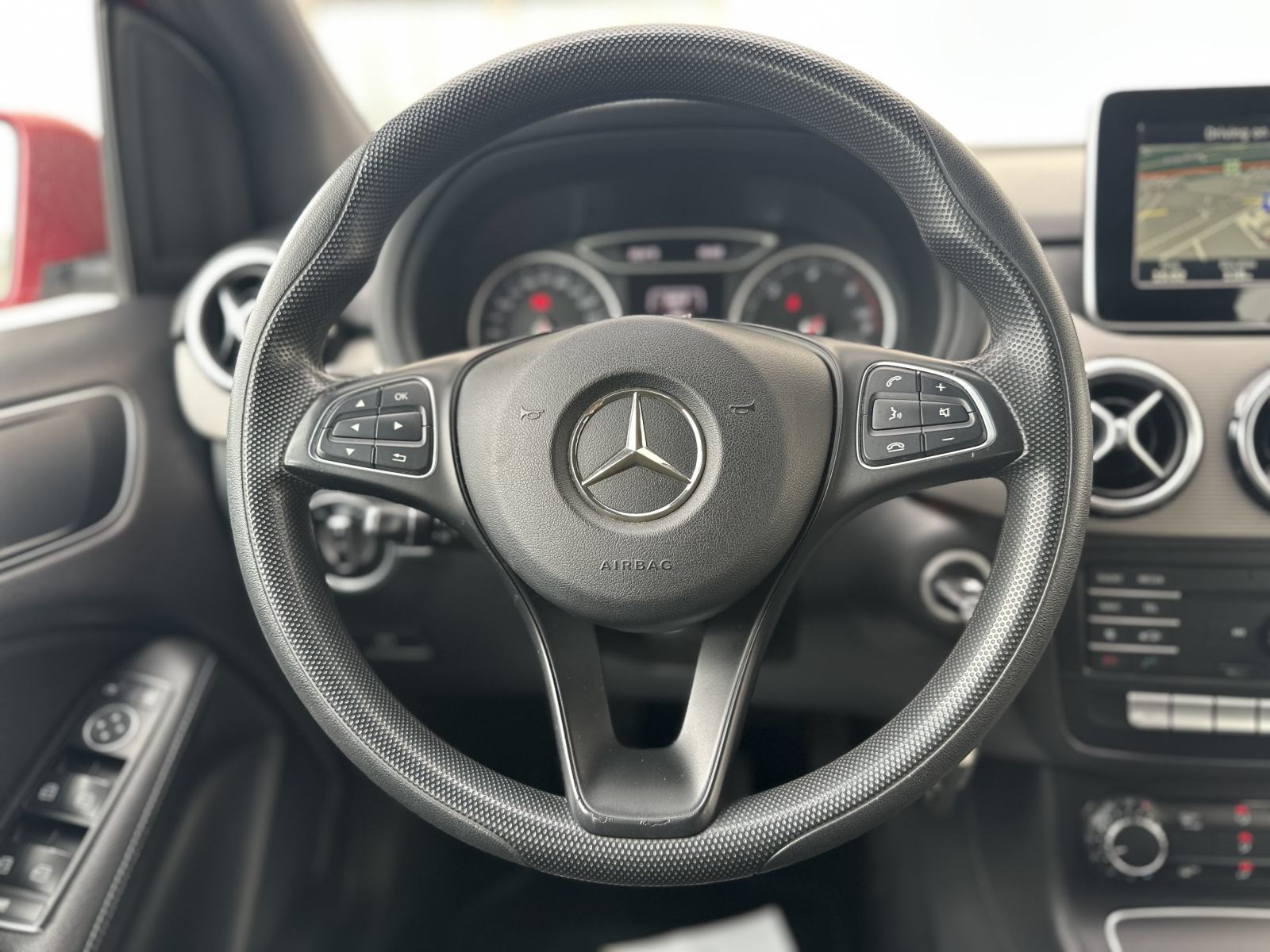 Mercedes-Benz B-klasa 180 CDI/LED/GR.SJEDALA/SENZORI/NAVI, fotografija 15
