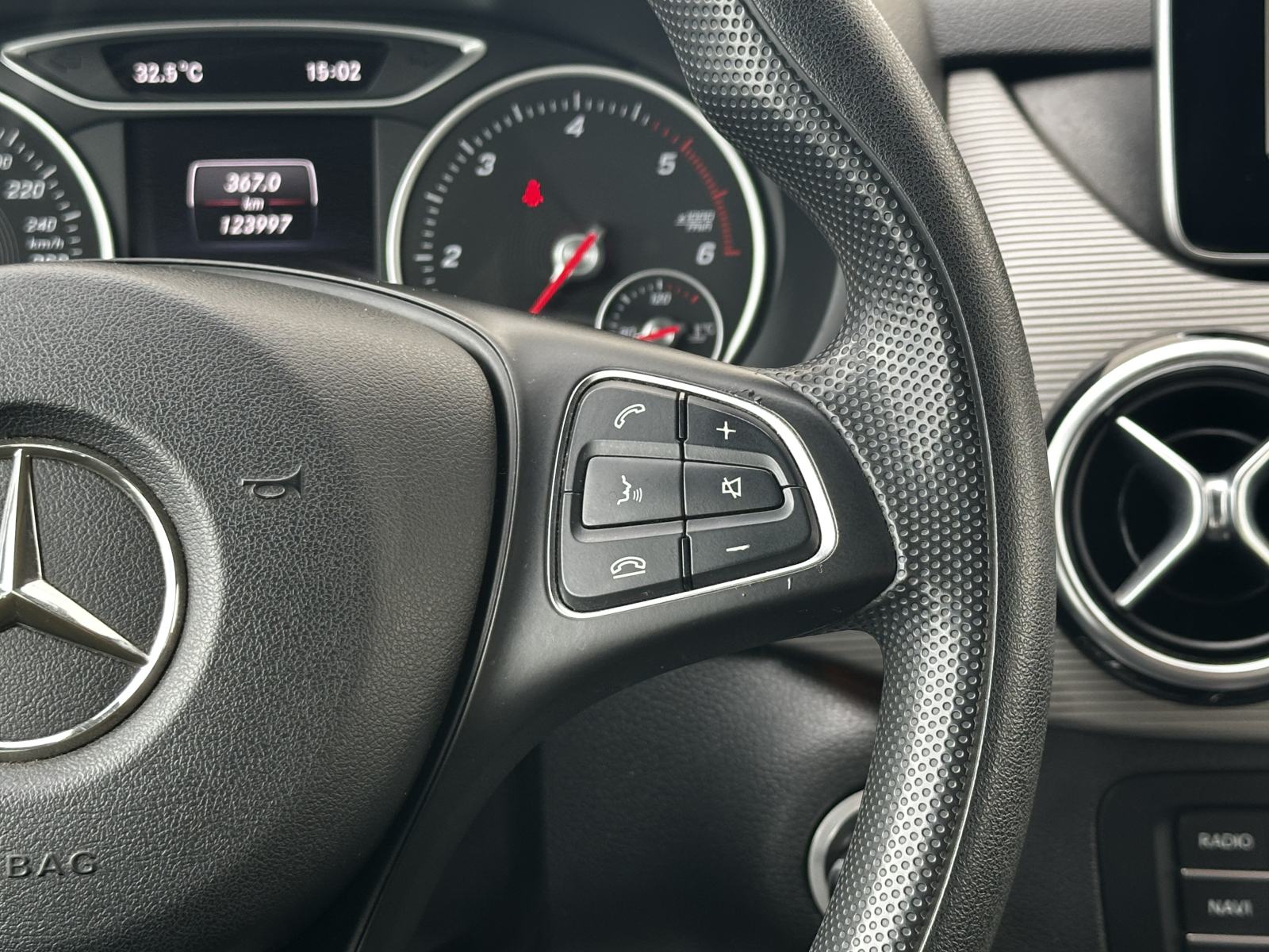 Mercedes-Benz B-klasa 180 CDI/LED/GR.SJEDALA/SENZORI/NAVI, fotografija 17