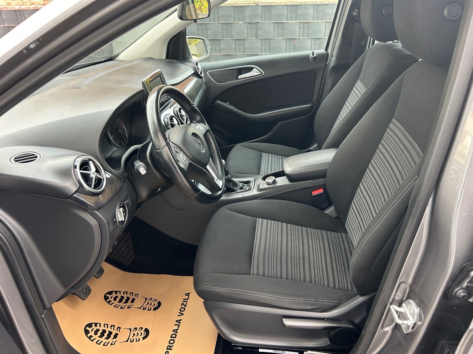 Mercedes-Benz B-klasa 180 CDI *NAVI - KLIMA - ALU18'' - AUTOKREDIT*, fotografija 14