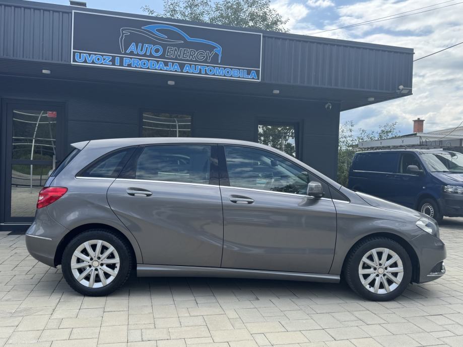 Mercedes-Benz B-klasa 180 CDI ⭐ Kamera, Navi, Grij.sjedala, El. Kuka ⭐, fotografija 6