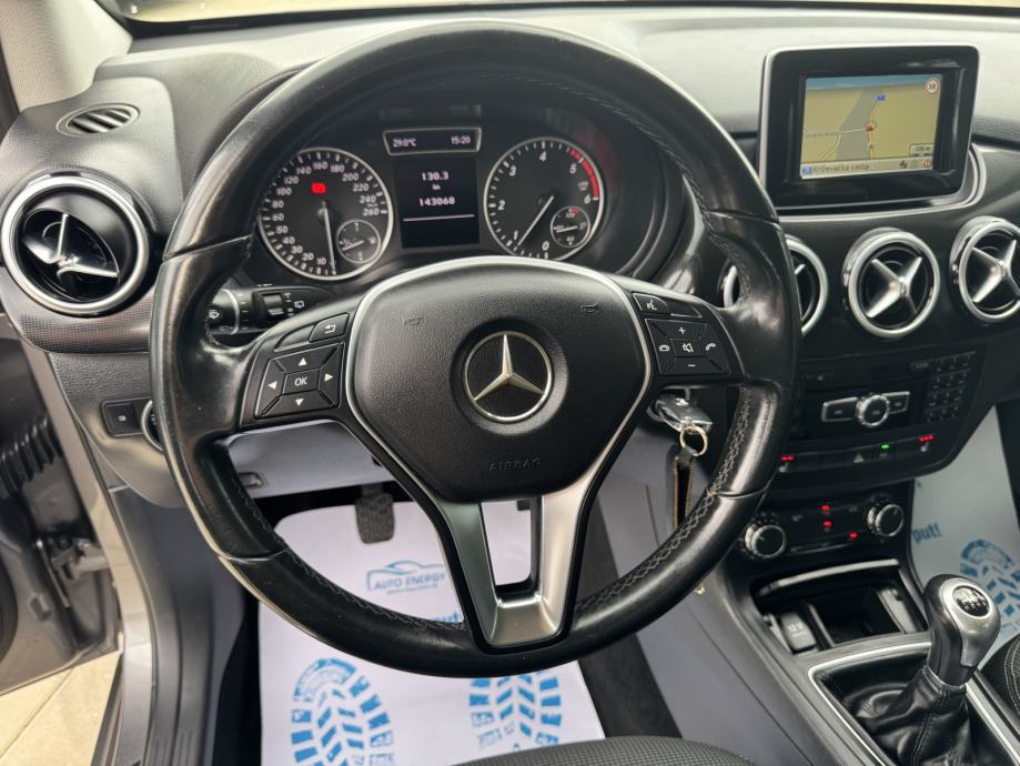 Mercedes-Benz B-klasa 180 CDI ⭐ Kamera, Navi, Grij.sjedala, El. Kuka ⭐, fotografija 17