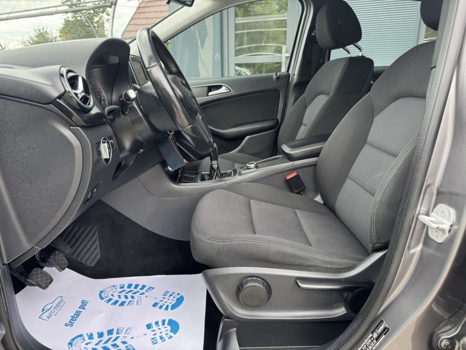 Mercedes-Benz B-klasa 180 CDI ⭐ Kamera, Navi, Grij.sjedala, El. Kuka ⭐, fotografija 11
