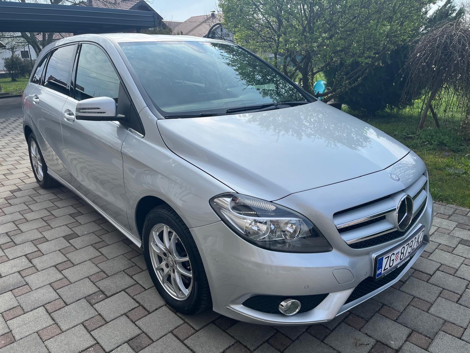 Mercedes-Benz B-klasa 180 CDI, style oprema, kamera, Alu 16” Top, fotografija 4