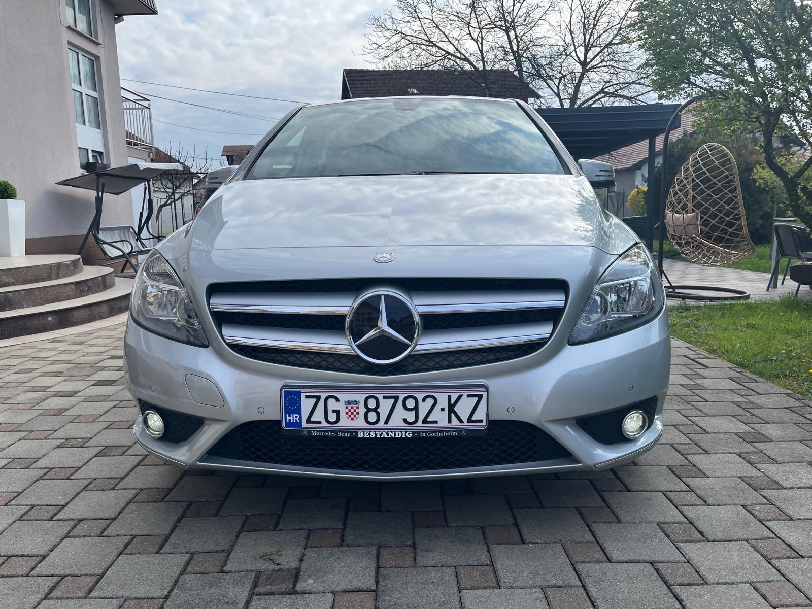 Mercedes-Benz B-klasa 180 CDI, style oprema, kamera, Alu 16” Top, fotografija 7