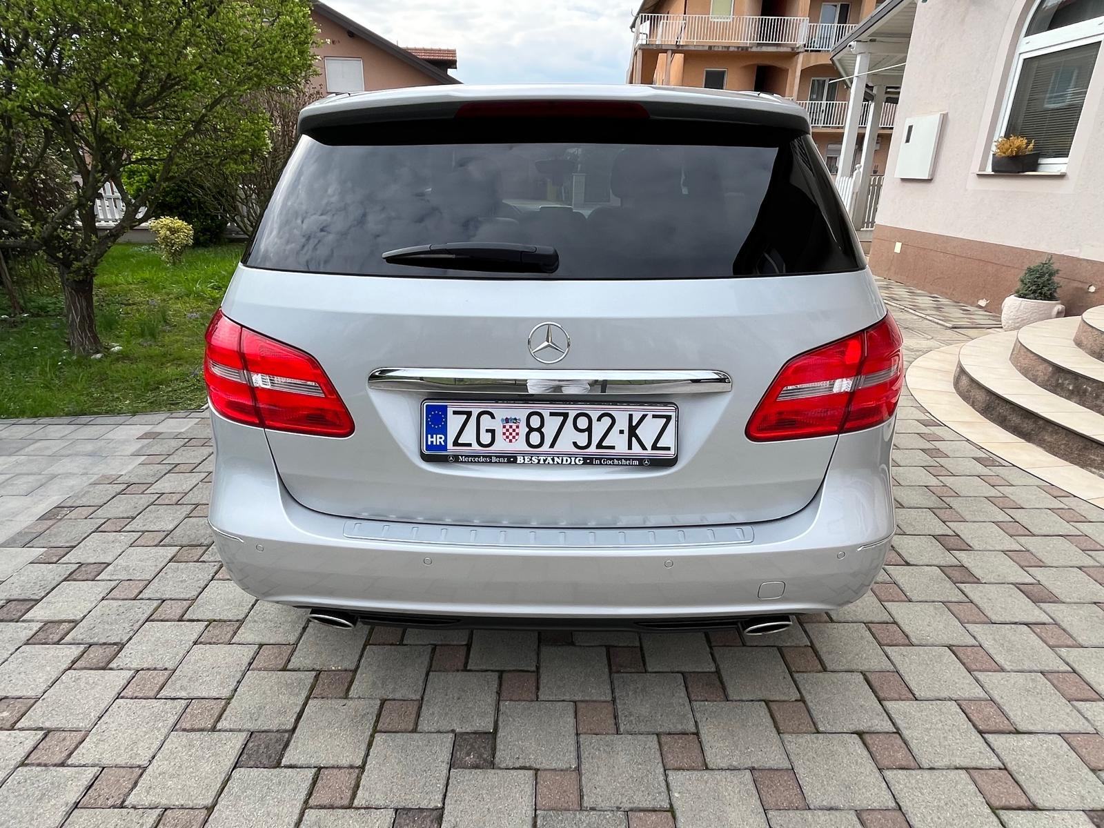 Mercedes-Benz B-klasa 180 CDI, style oprema, kamera, Alu 16” Top, fotografija 8