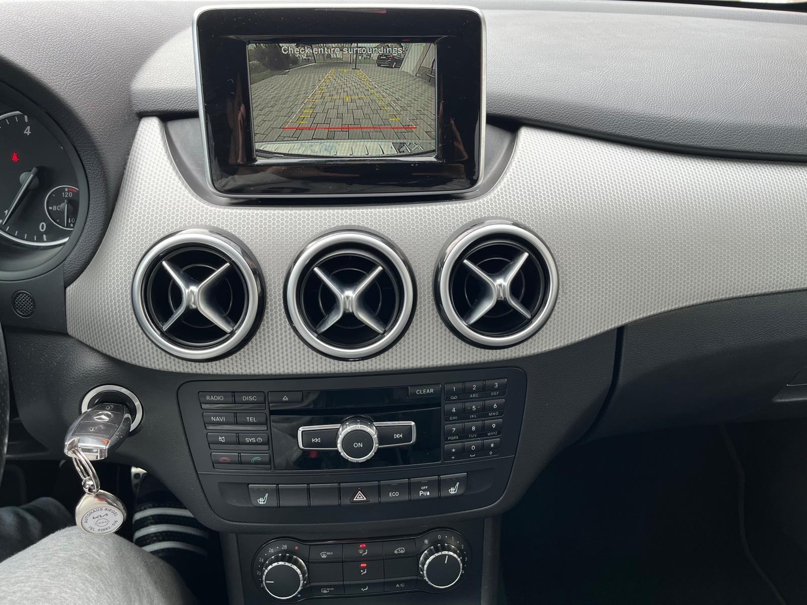 Mercedes-Benz B-klasa 180 CDI, style oprema, kamera, Alu 16” Top, fotografija 13