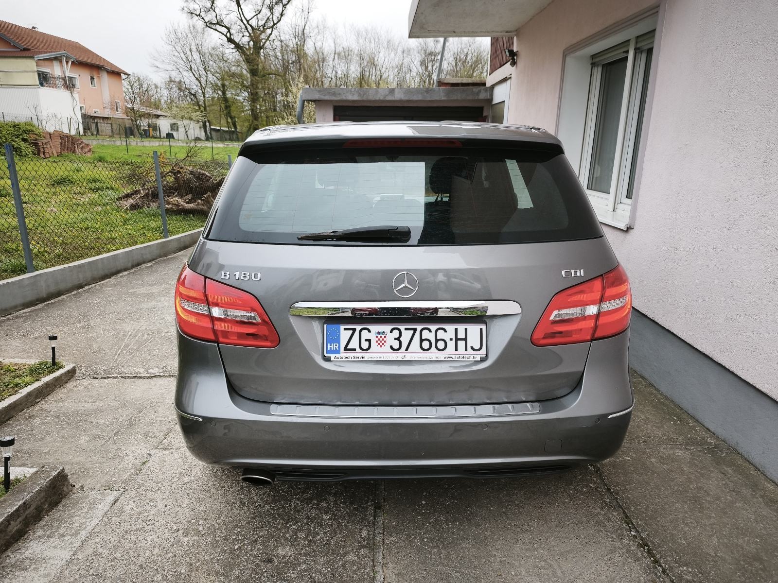 Mercedes-Benz B-klasa 180 CDI, fotografija 3