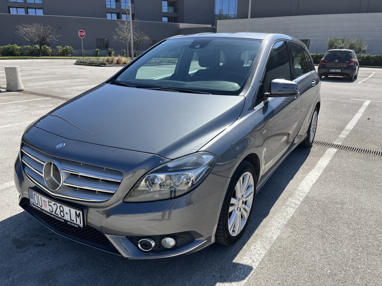 Mercedes-Benz B-klasa 180 CDI, fotografija 13