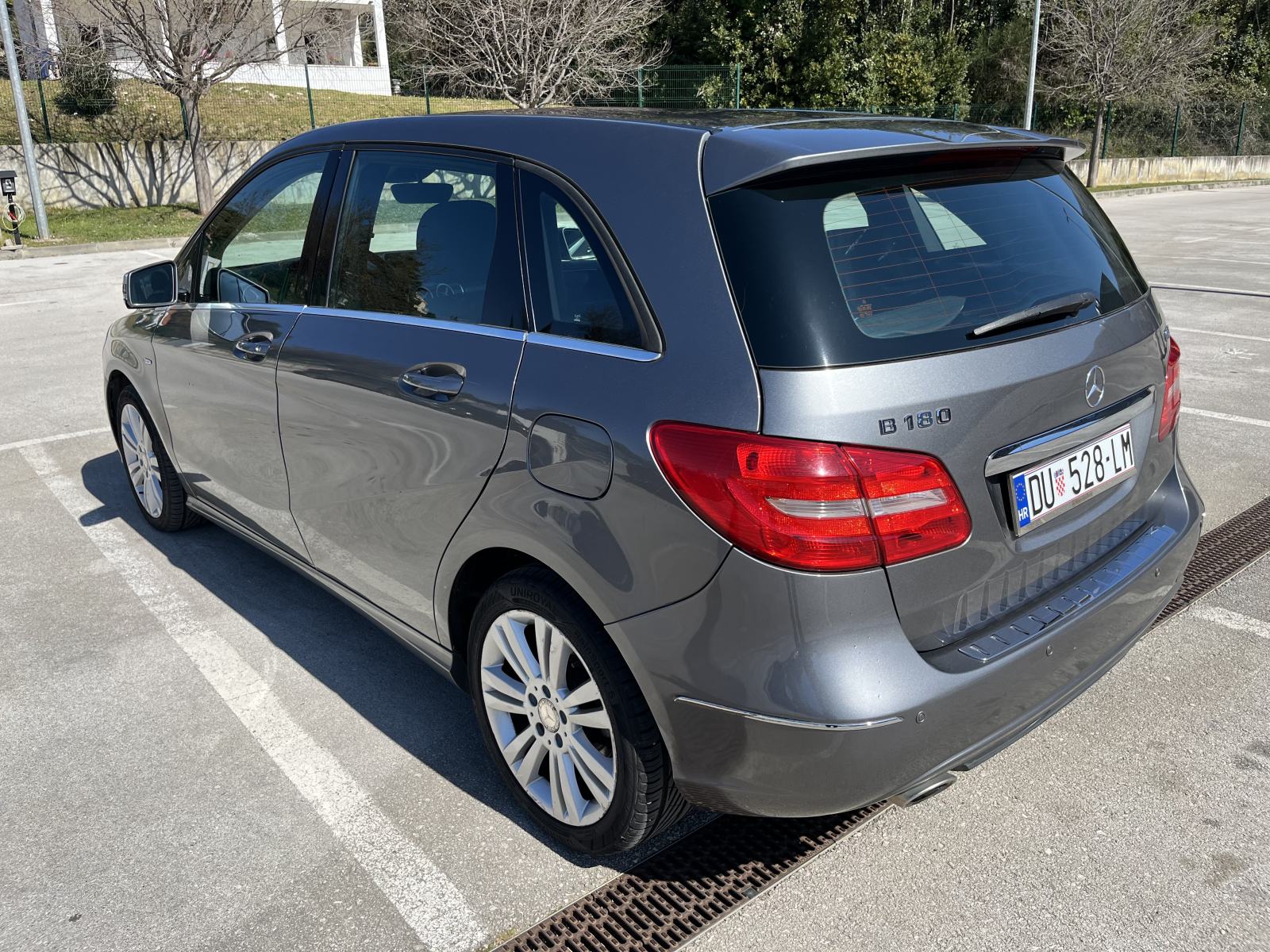 Mercedes-Benz B-klasa 180 CDI, fotografija 15