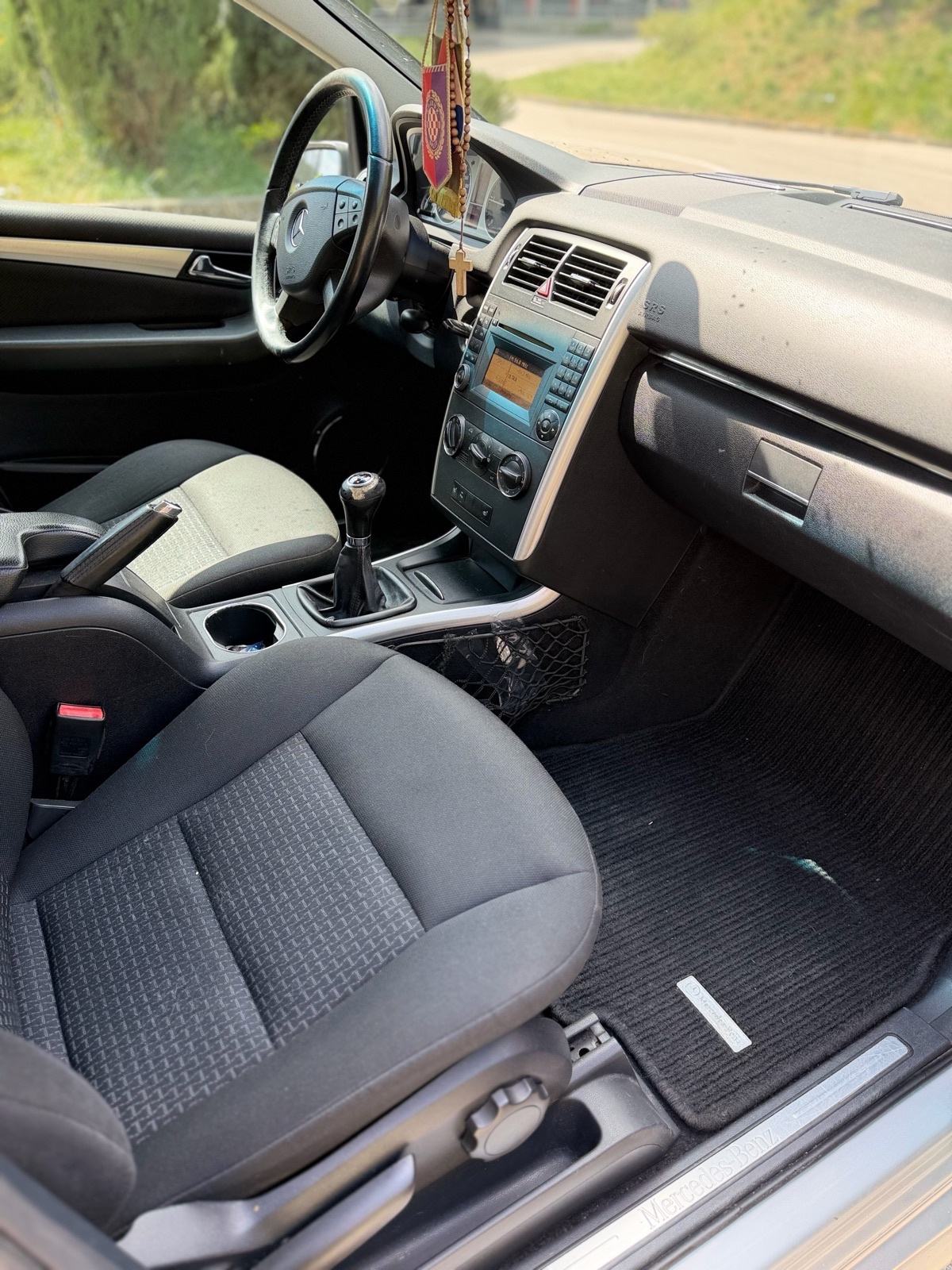 Mercedes-Benz B-klasa 180 CDI, fotografija 8