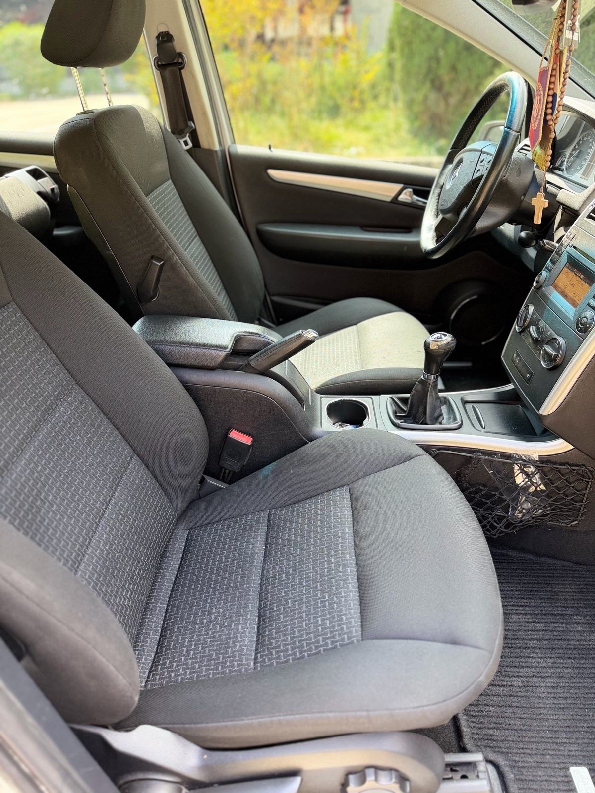 Mercedes-Benz B-klasa 180 CDI, fotografija 9