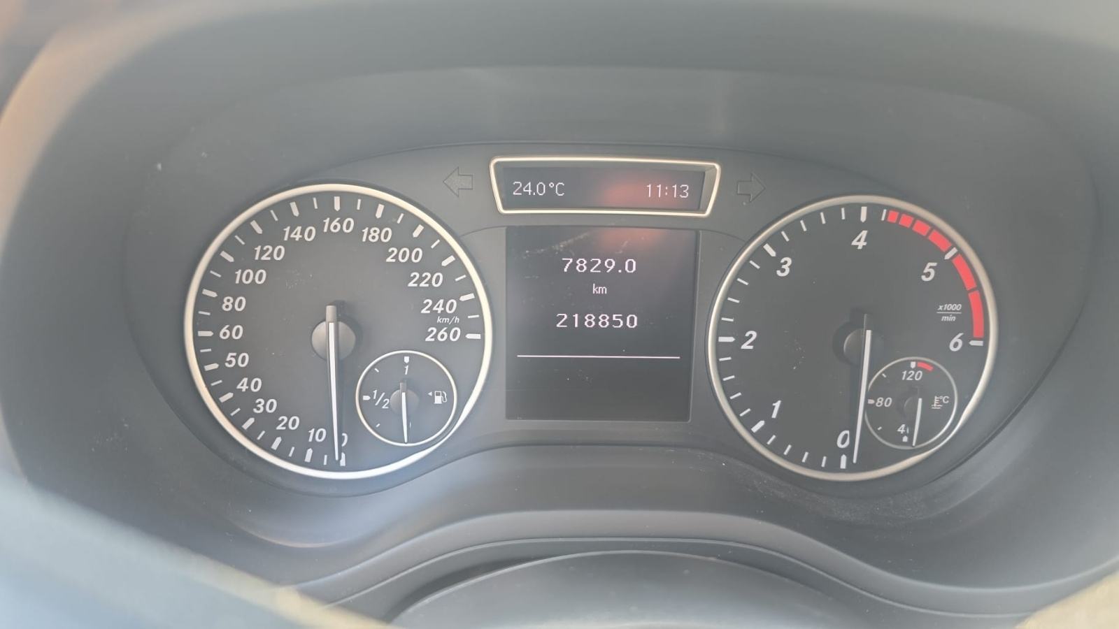 Mercedes-Benz B-klasa 180 CDI, fotografija 5