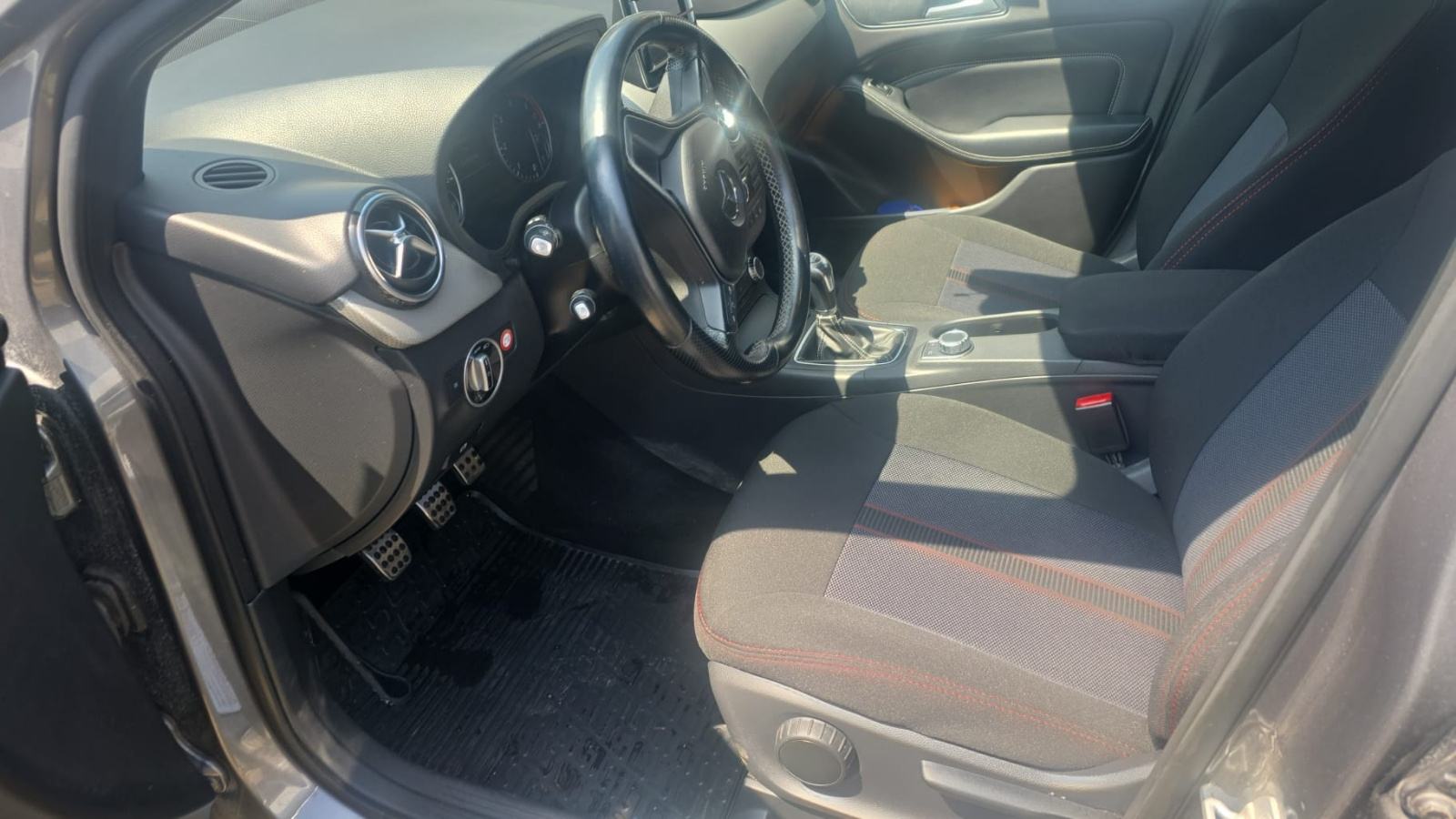 Mercedes-Benz B-klasa 180 CDI, fotografija 4