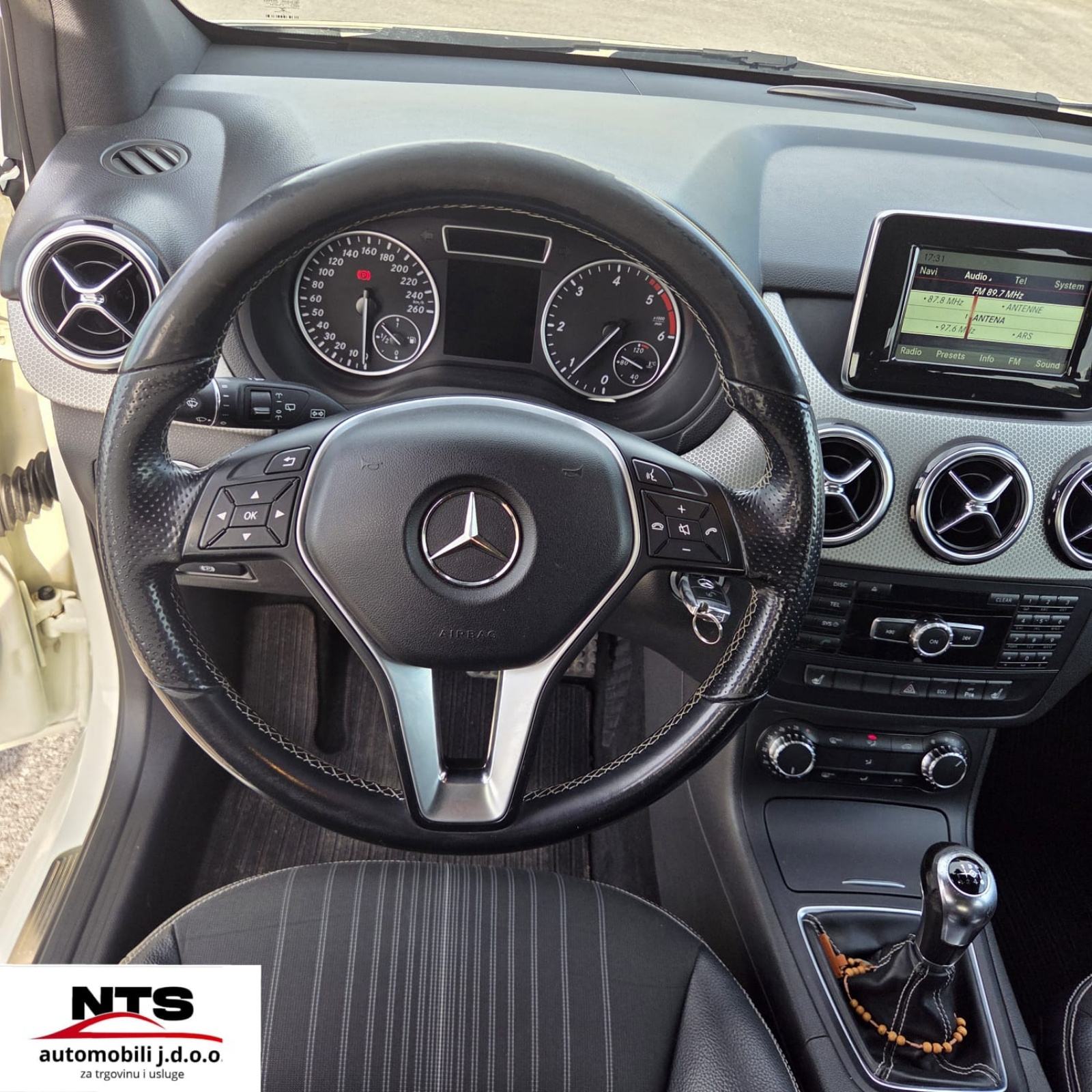 Mercedes-Benz B-klasa 180 CDI,, fotografija 10