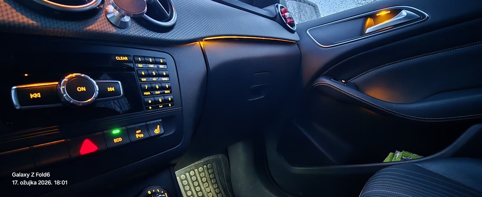 Mercedes-Benz B-klasa 180 CDI, fotografija 14