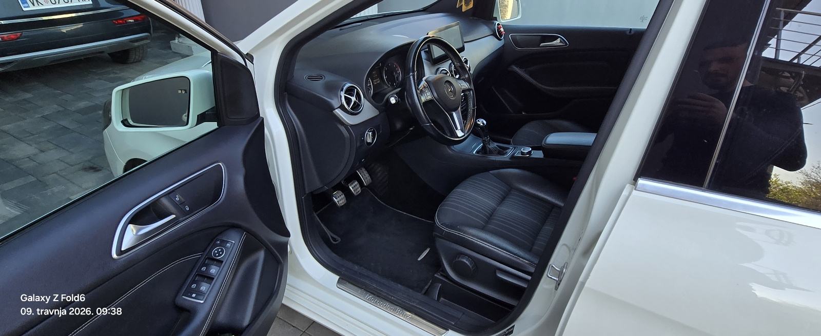 Mercedes-Benz B-klasa 180 CDI, fotografija 18