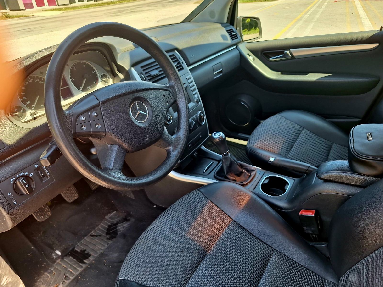Mercedes-Benz B-klasa 180 CDI, fotografija 7