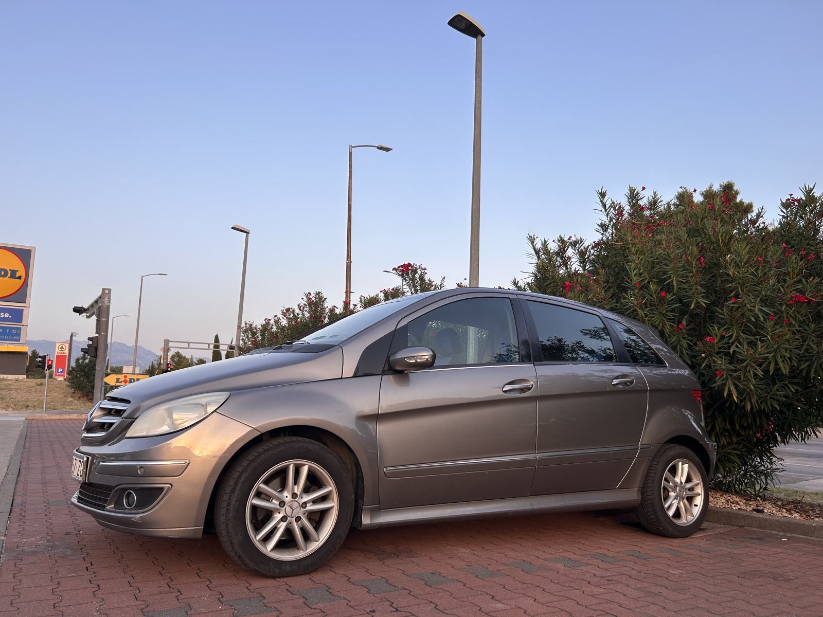 Mercedes-Benz B-klasa 180 CDI, fotografija 4