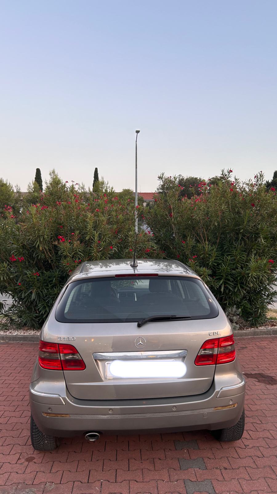 Mercedes-Benz B-klasa 180 CDI, fotografija 16