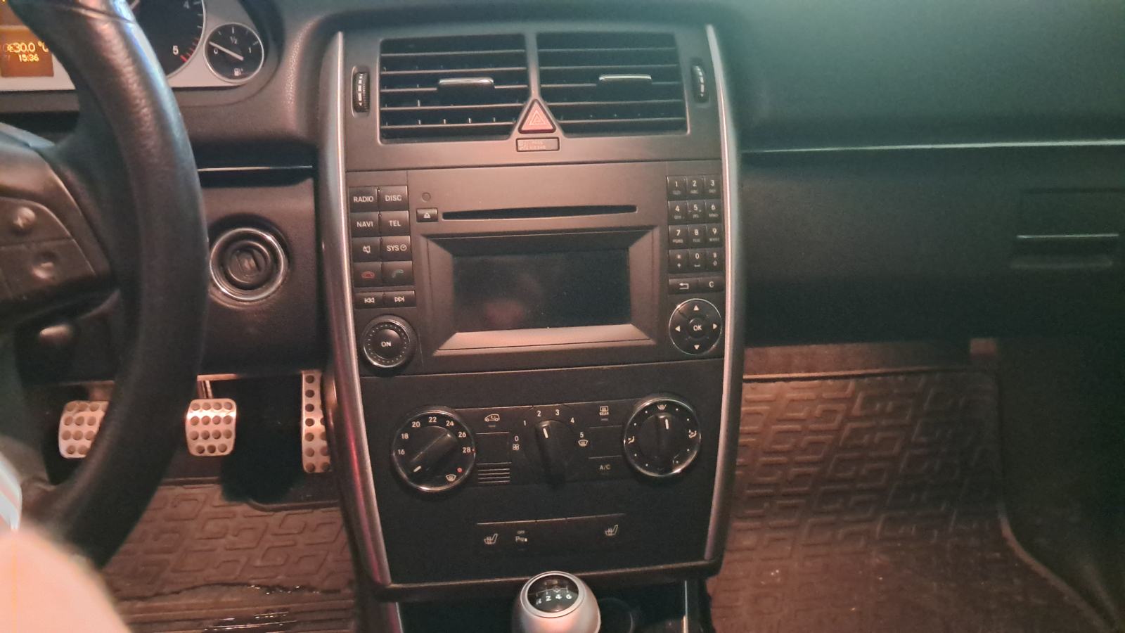 Mercedes-Benz B-klasa 180 CDI, fotografija 9