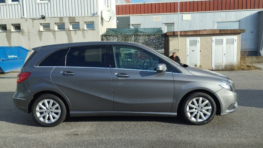 Mercedes-Benz B-klasa 180 CDI, fotografija 7