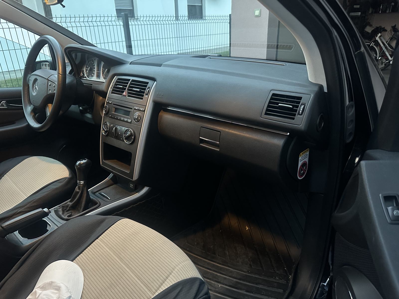 Mercedes-Benz B-klasa 180 CDI, fotografija 3