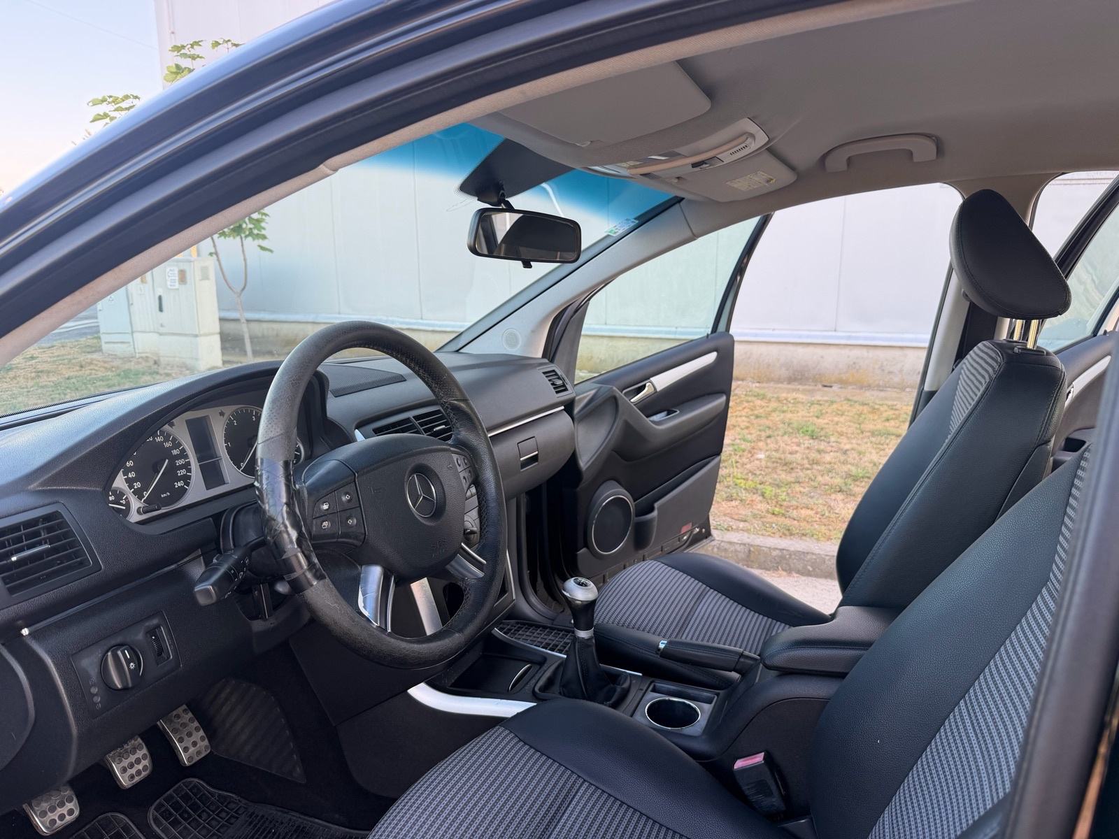 Mercedes-Benz B-klasa 180 CDI, fotografija 9