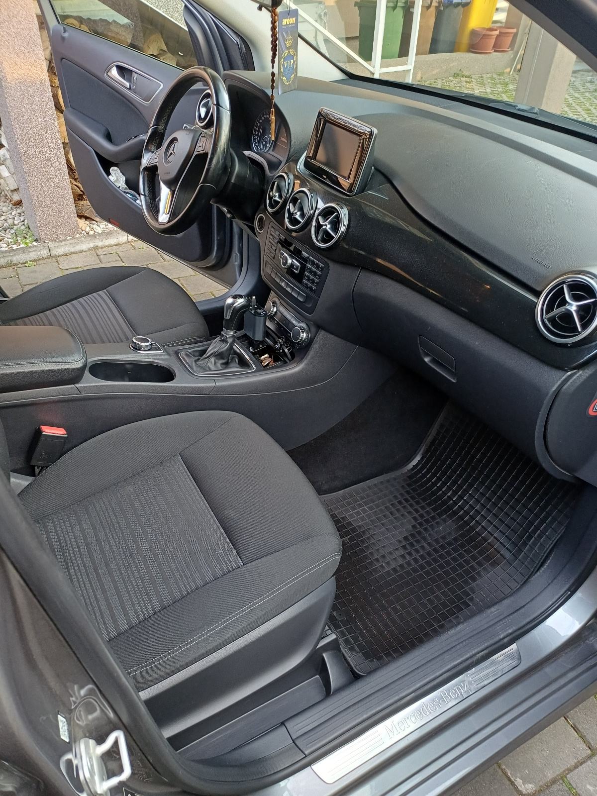 Mercedes-Benz B-klasa 180 CDI, fotografija 5