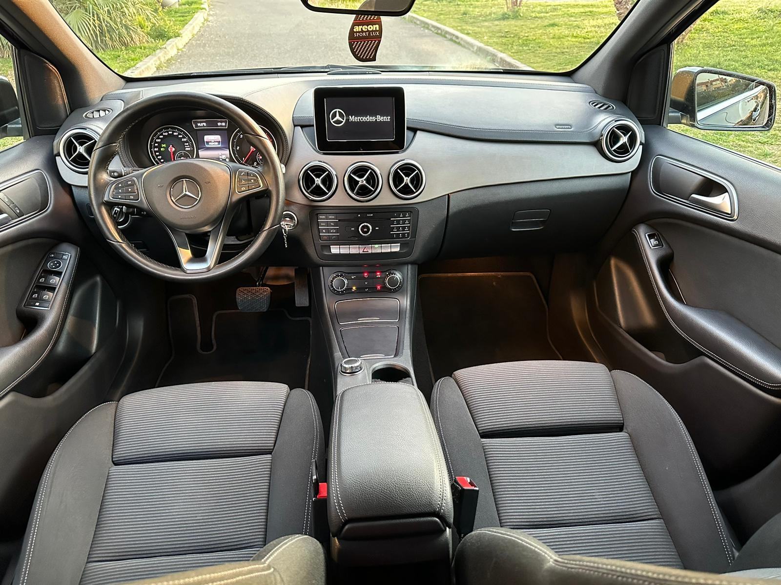 Mercedes-Benz B-klasa 180 d automatik, fotografija 7
