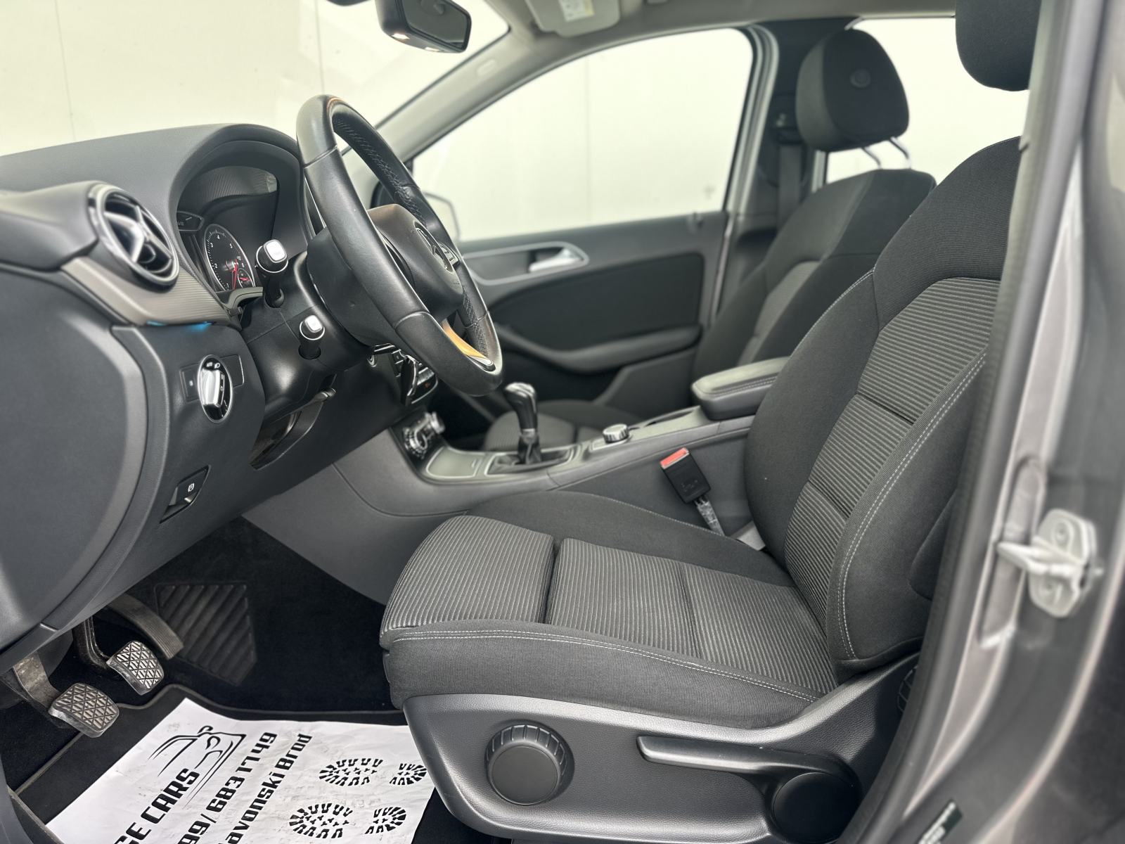 Mercedes-Benz B-klasa 180 D/LED/NAVI/SENZORI/88.630 km, fotografija 7