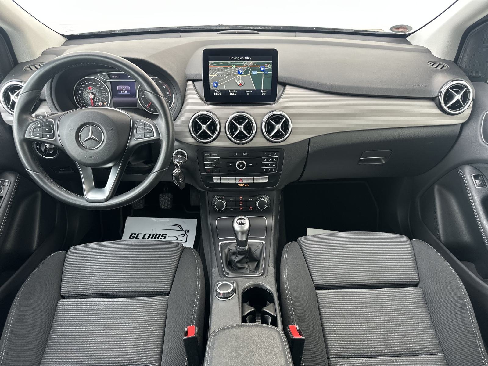 Mercedes-Benz B-klasa 180 D/LED/NAVI/SENZORI/88.630 km, fotografija 13