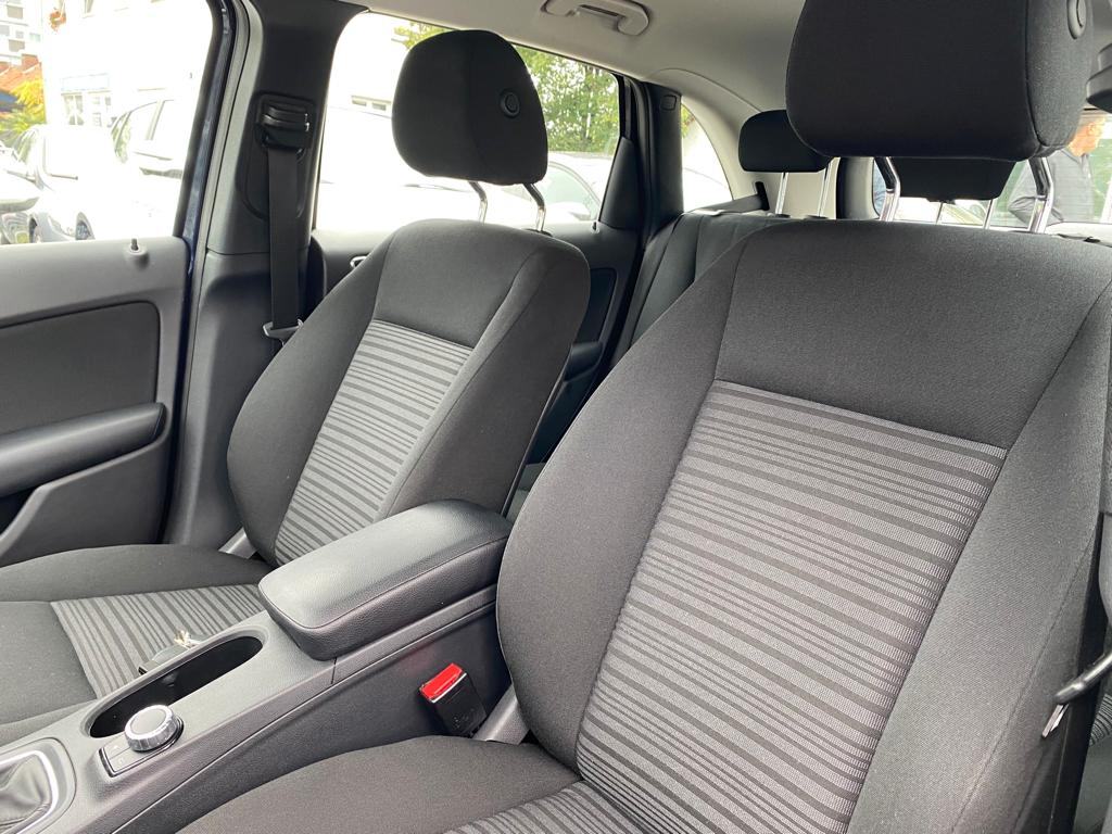 Mercedes-Benz B-klasa 180 d, NAVIGACIJA, KAMERA, 4X GARANCIJA!, fotografija 19