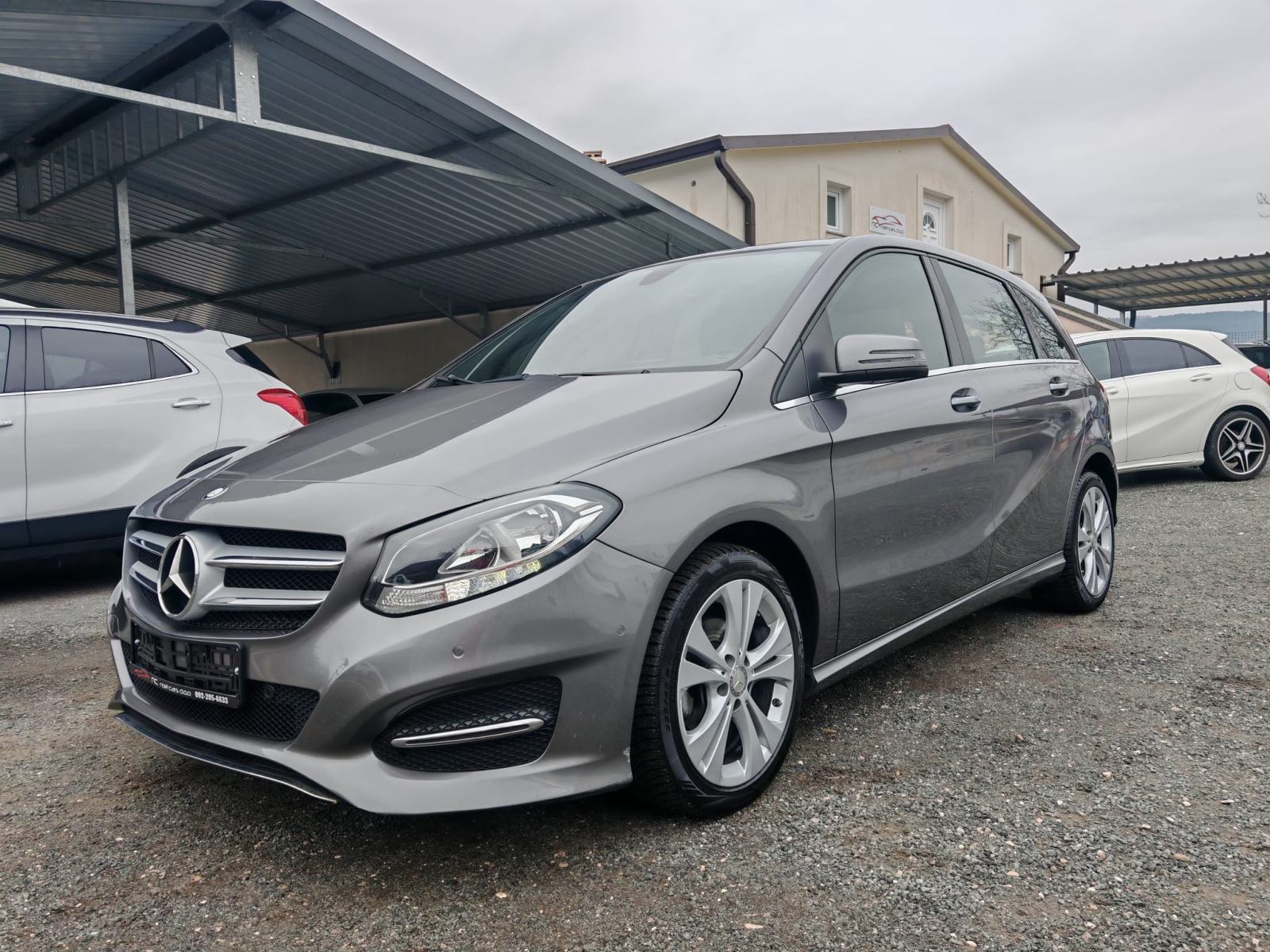 Mercedes-Benz B-klasa 180 d SPORT ** crno nebo, alu 17 ** TOP STANJE ❗, fotografija 2