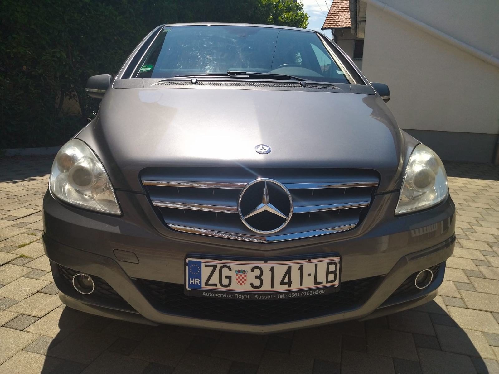 Mercedes-Benz B-klasa 180, fotografija 4