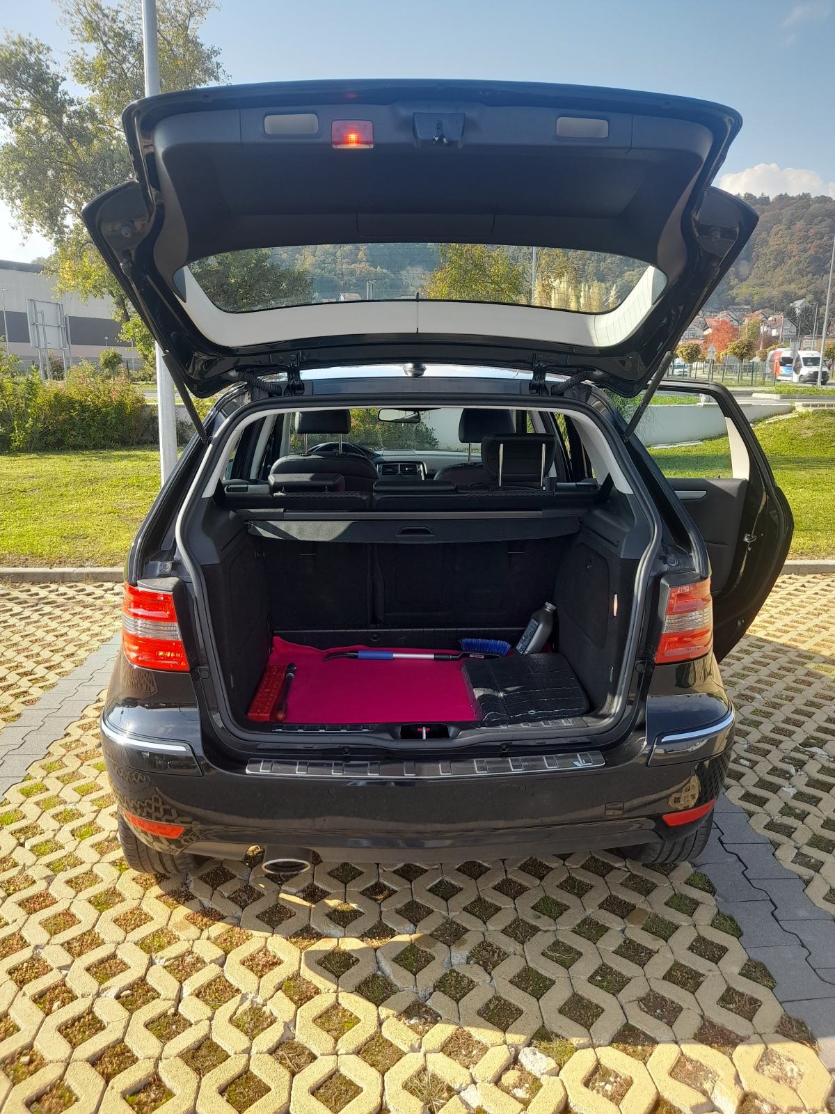 Mercedes-Benz B-klasa 180, fotografija 4