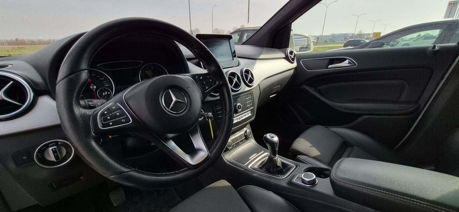 Mercedes B180CDI, 6 BRZINA, BI-XENON, AUT. KLIMA, TEMP, KAMERA.., fotografija 11