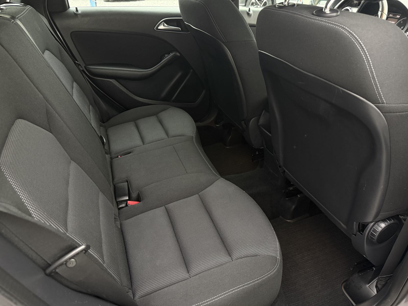 Mercedes-Benz B-klasa 200 CDI Automatik * URBAN *, fotografija 14