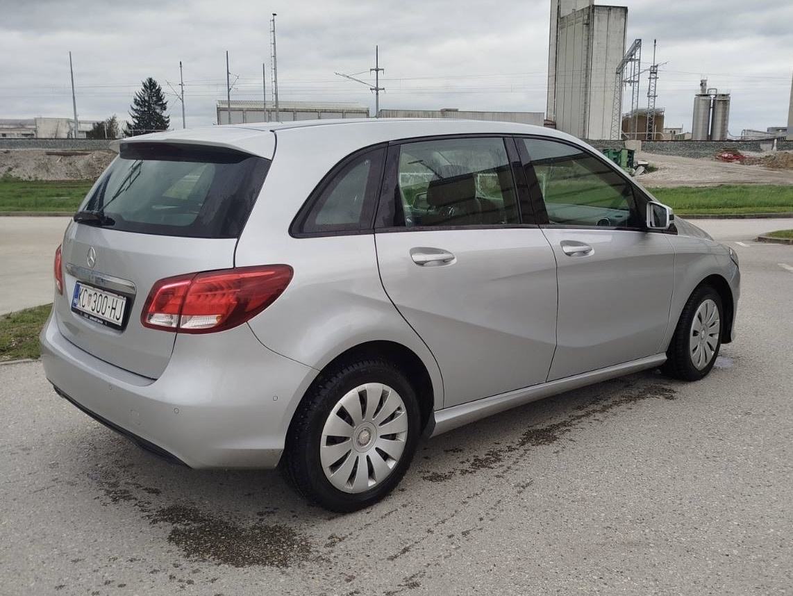 Mercedes-Benz B-klasa 200 CDI, fotografija 4
