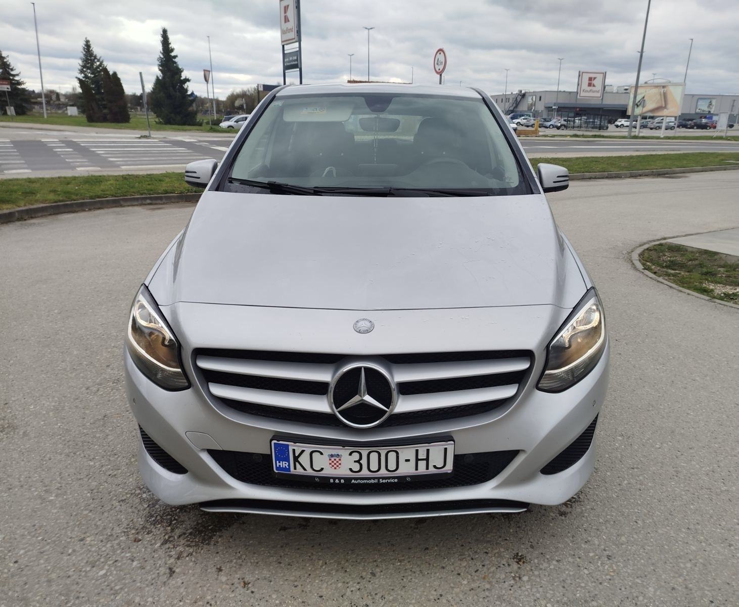 Mercedes-Benz B-klasa 200 CDI, fotografija 6