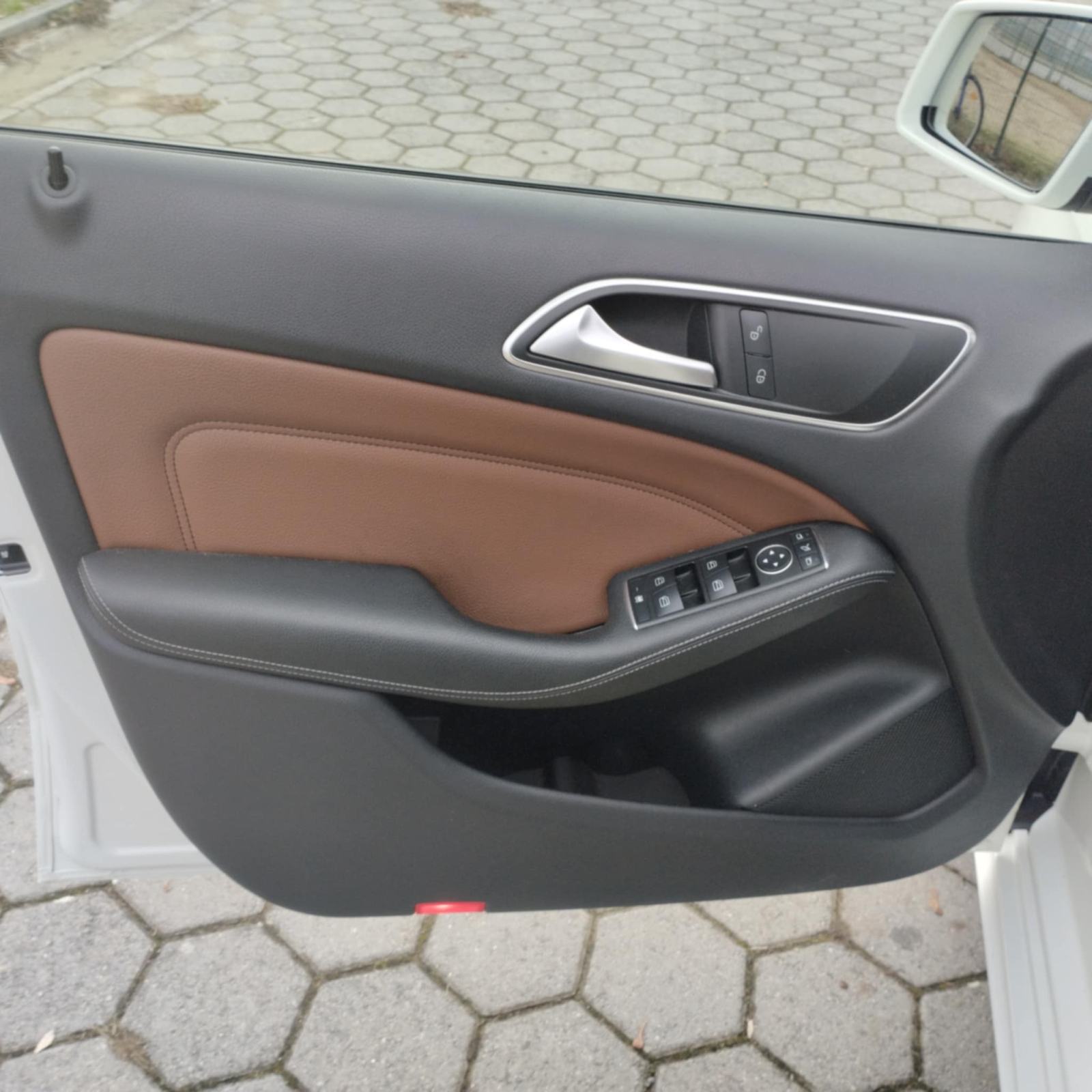 Mercedes-Benz B-klasa 200 CDI, fotografija 13
