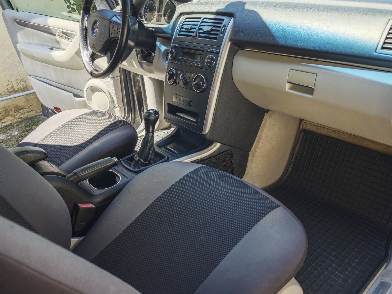 Mercedes-Benz B-klasa 200 CDI, fotografija 7