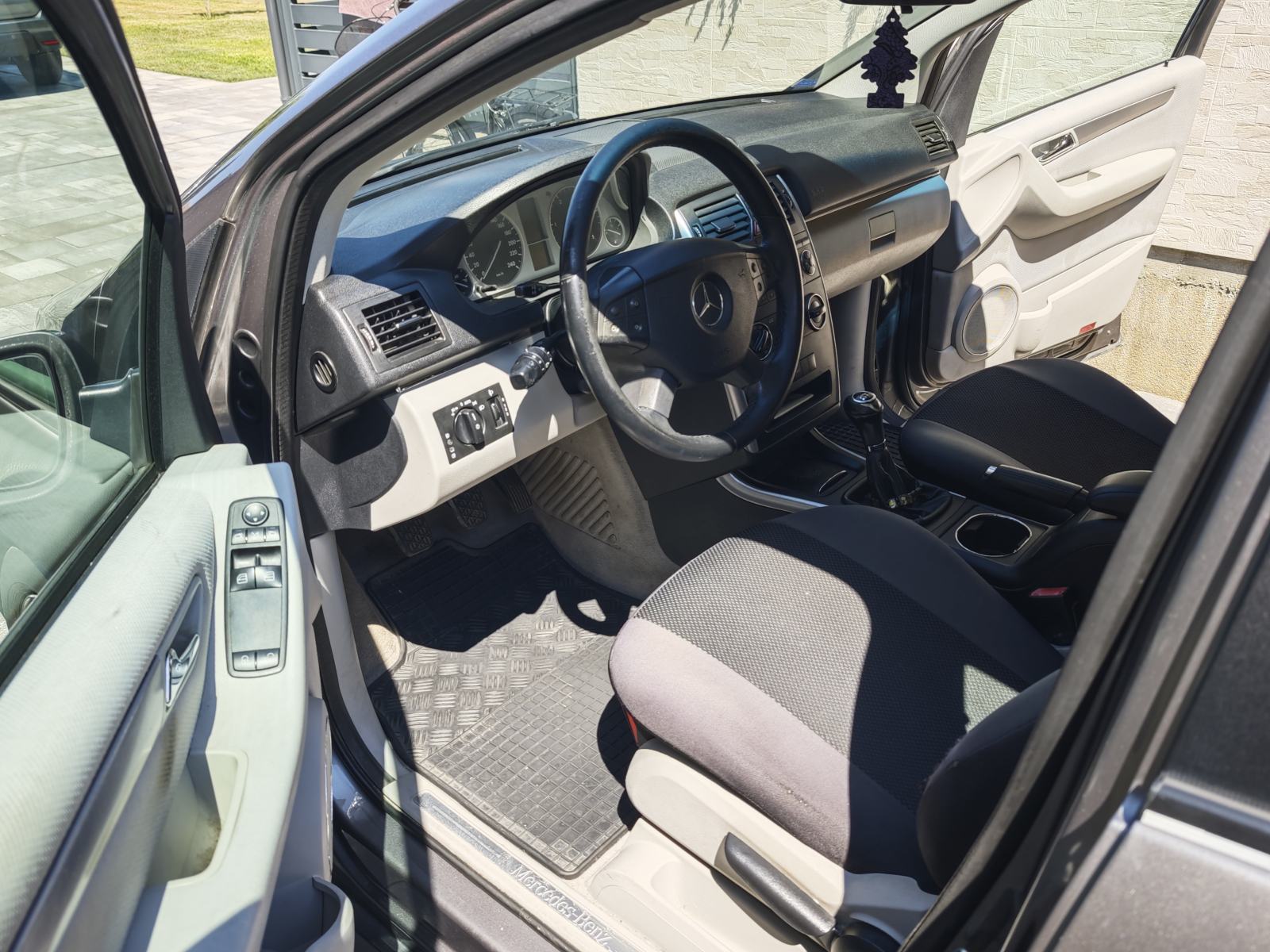 Mercedes-Benz B-klasa 200 CDI, fotografija 8