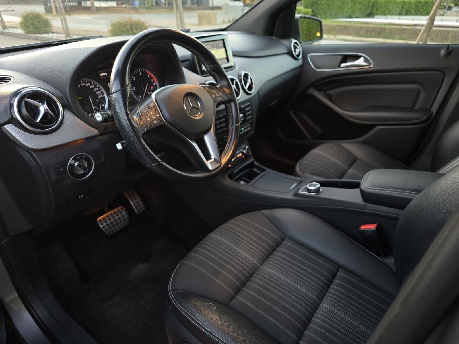 Mercedes-Benz B-klasa 200 CDI SPORT automatik, fotografija 14