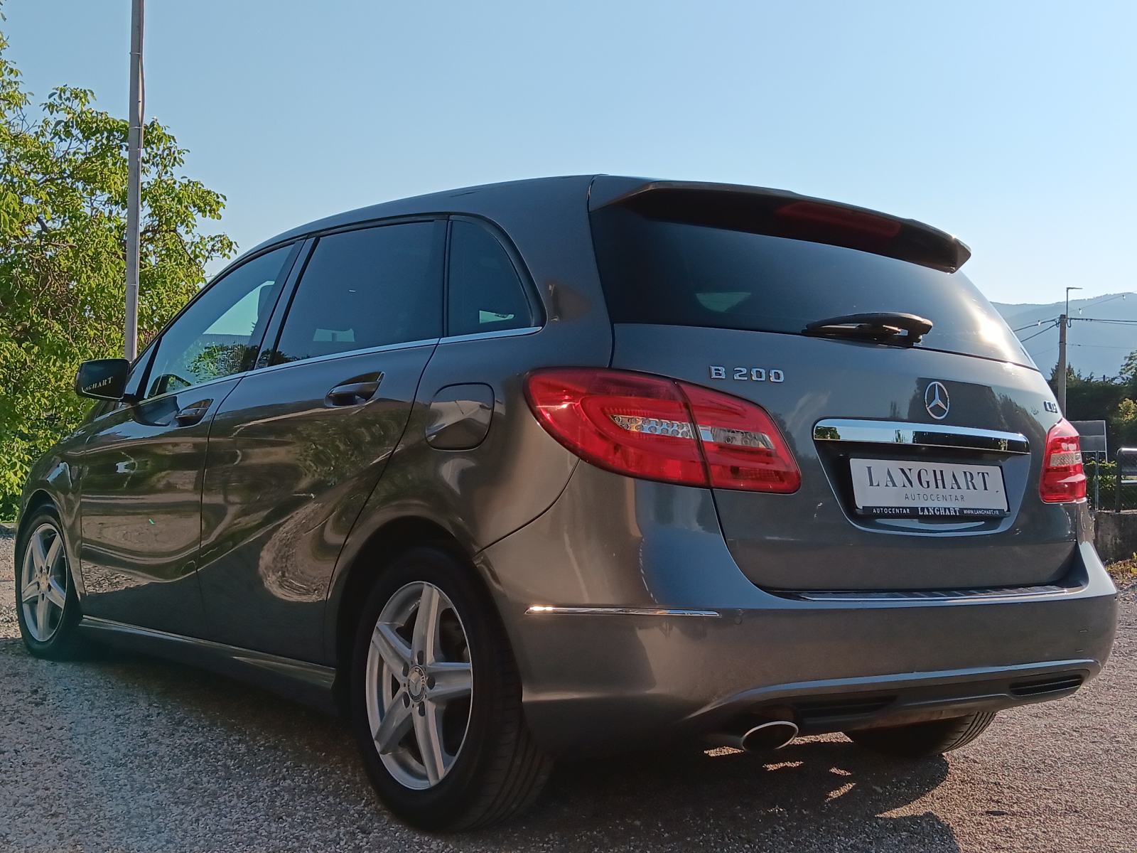 Mercedes-Benz B-klasa 200 CDI,Urban,Reg.do 03/2027, pogled izvana - slika 2