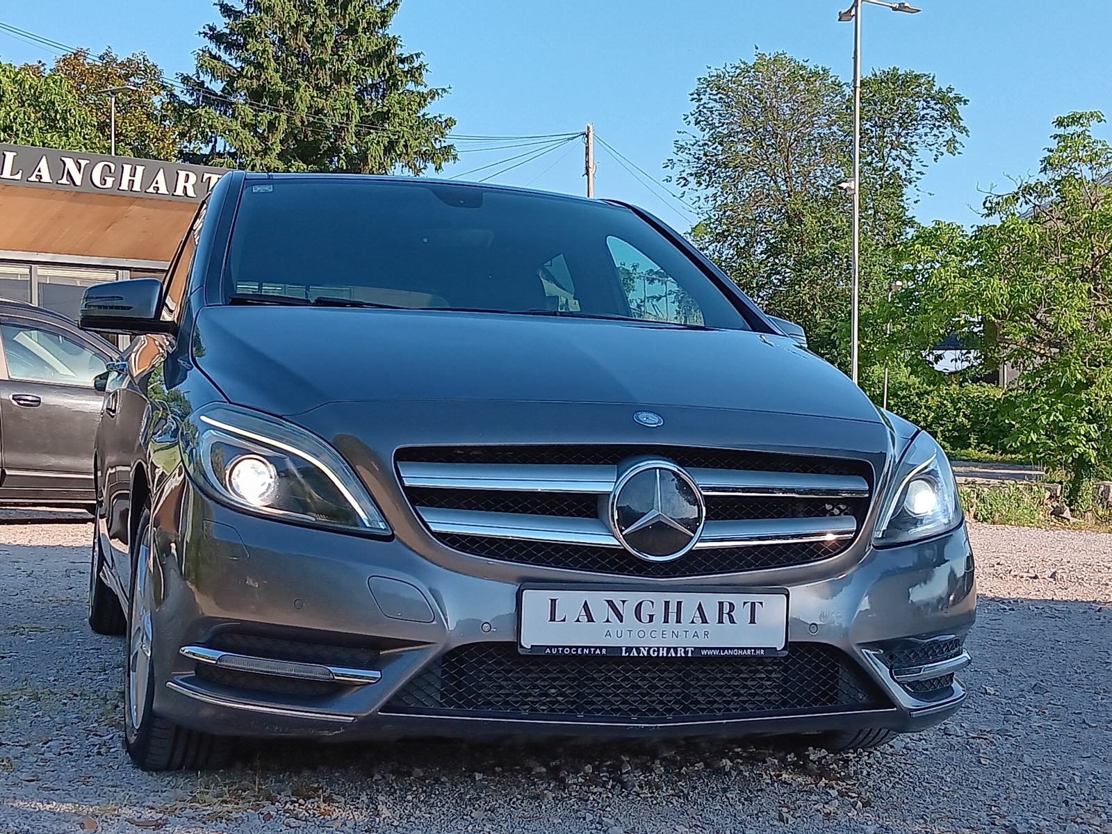 Mercedes-Benz B-klasa 200 CDI,Urban,Reg.do 03/2027, pogled izvana - slika 4