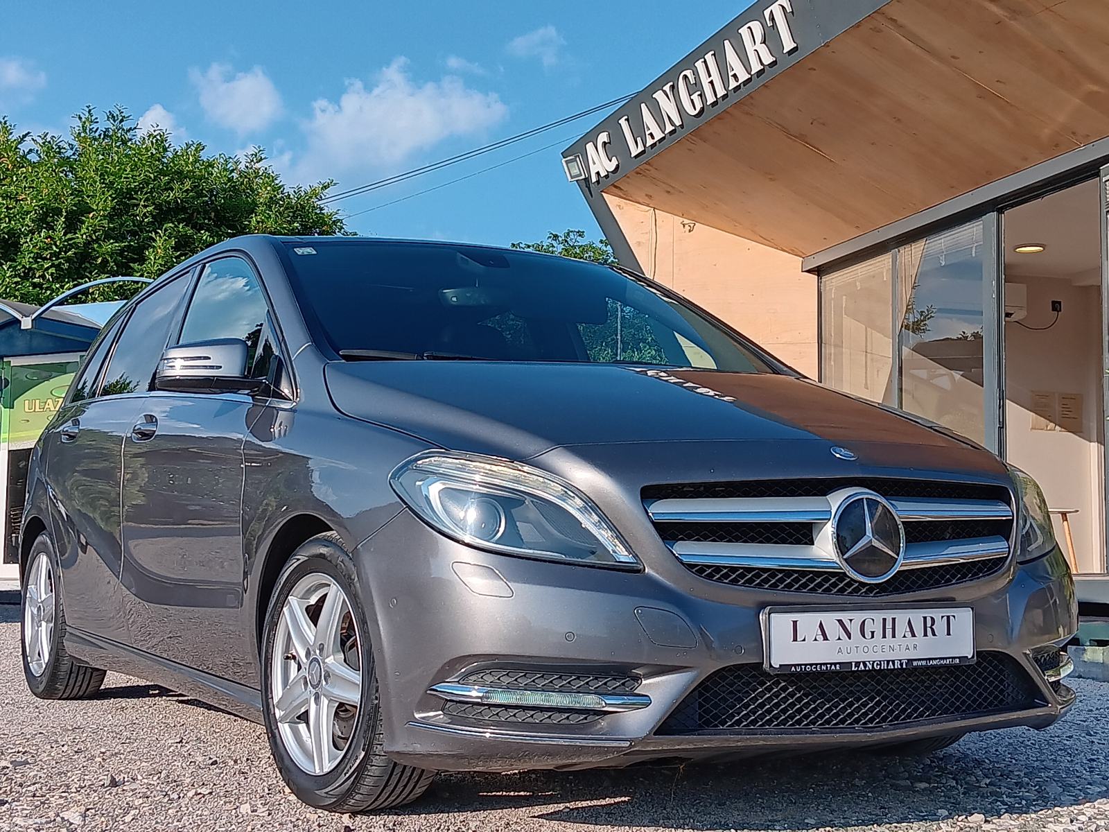 Mercedes-Benz B-klasa 200 CDI,Urban,Reg.do 03/2027, pogled izvana - slika 1