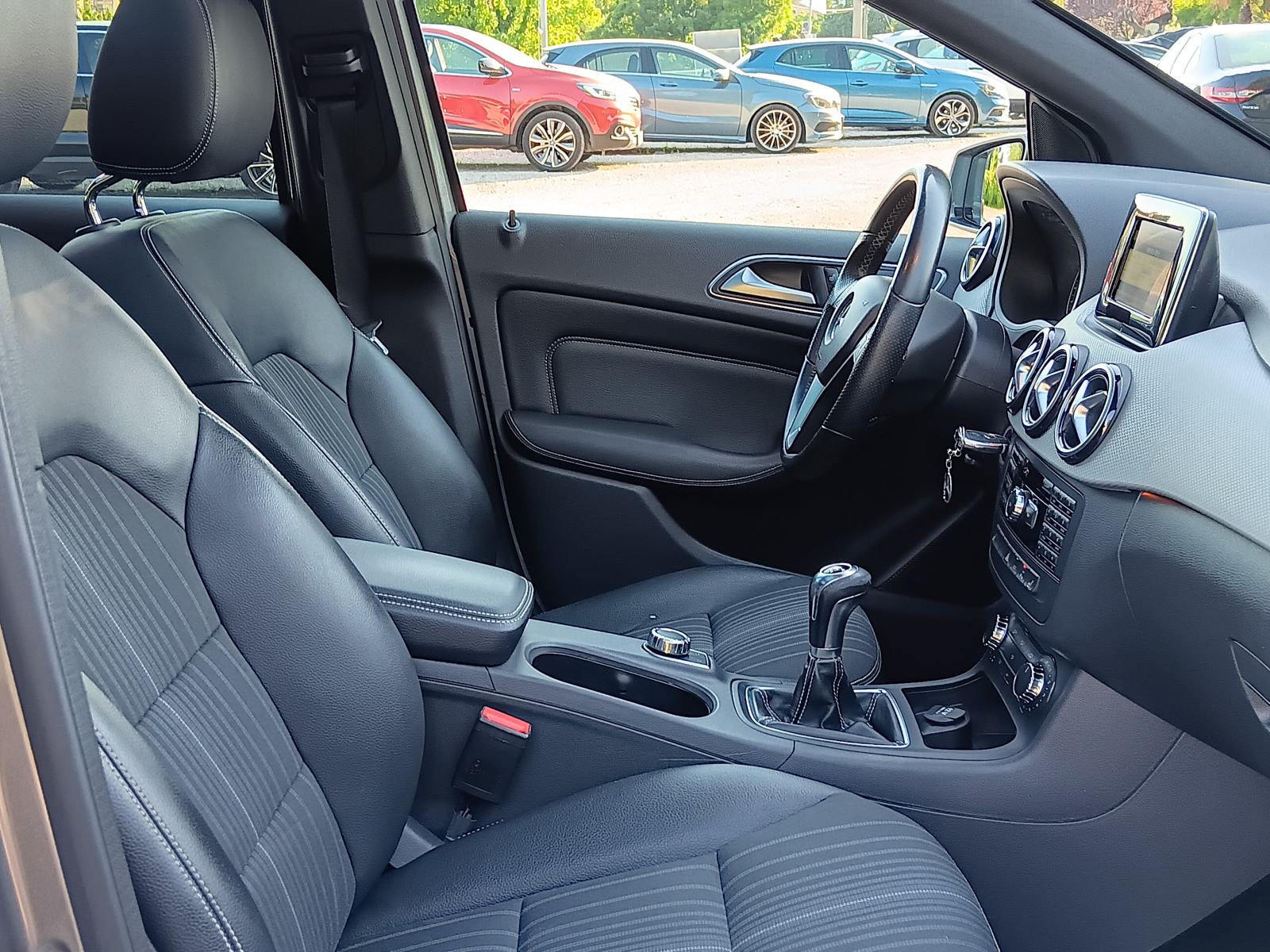 Mercedes-Benz B-klasa 200 CDI,Urban,Reg.do 03/2027, fotografija 7