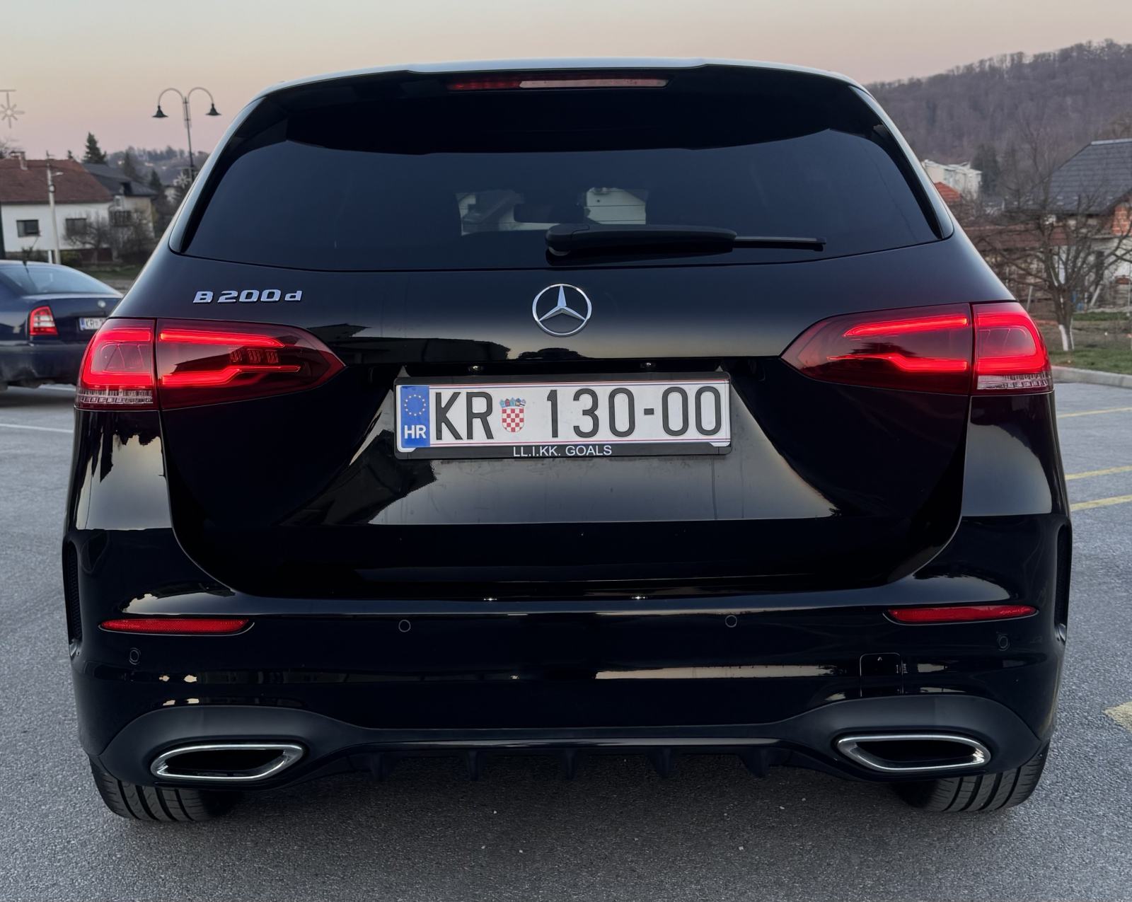 Mercedes-Benz B-klasa 200d AMG SPECIAL EDITION automatik,top stanje!!!, fotografija 13